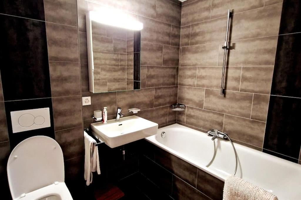Superbe Appartement Champex-Lac Avec Piscine Et Sauna المظهر الخارجي الصورة